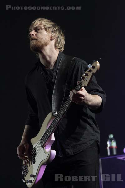 FOO FIGHTERS - 2011-08-26 - SAINT CLOUD - Domaine National - Grande Scene - 